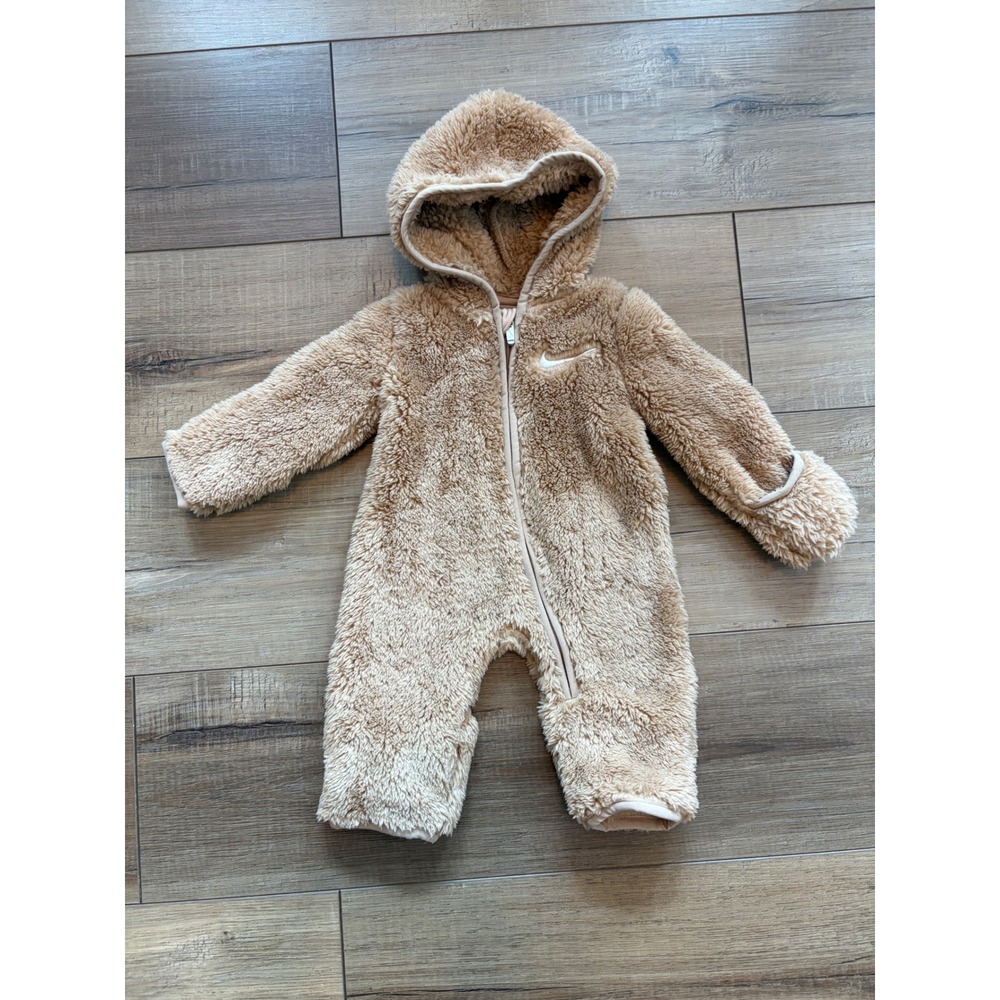 Nike Newborn Sherpa Fleece Hooded Bunting Tan Brown L638-X0L